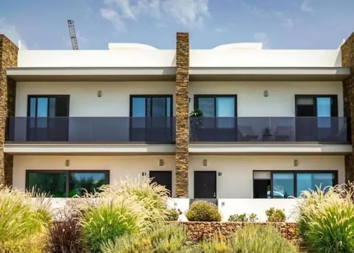 Bonjour House - Sea View & Pool And Garden & Bbq